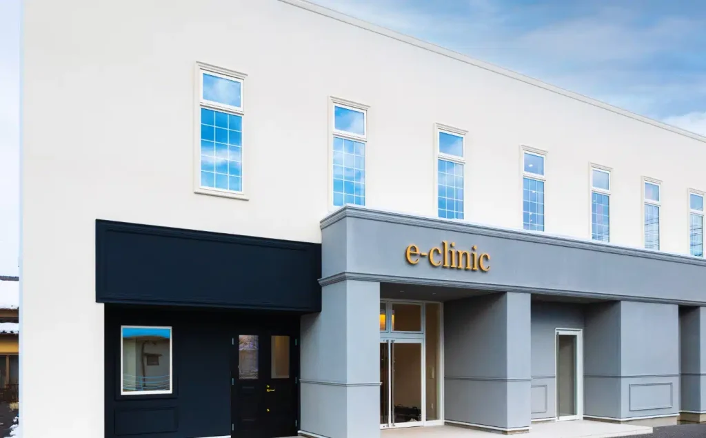 eclinic 富山院の外観