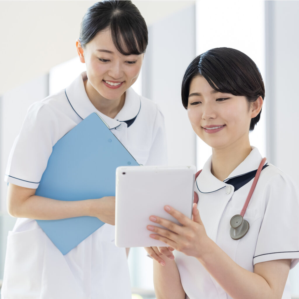 豊胸手術の名医の田中里佳医師を探している看護師